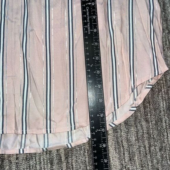 Liz Claiborne Women’s Size Large Striped 1/4 Button V Neck Blouse Pink Silver - Picture 5 of 6